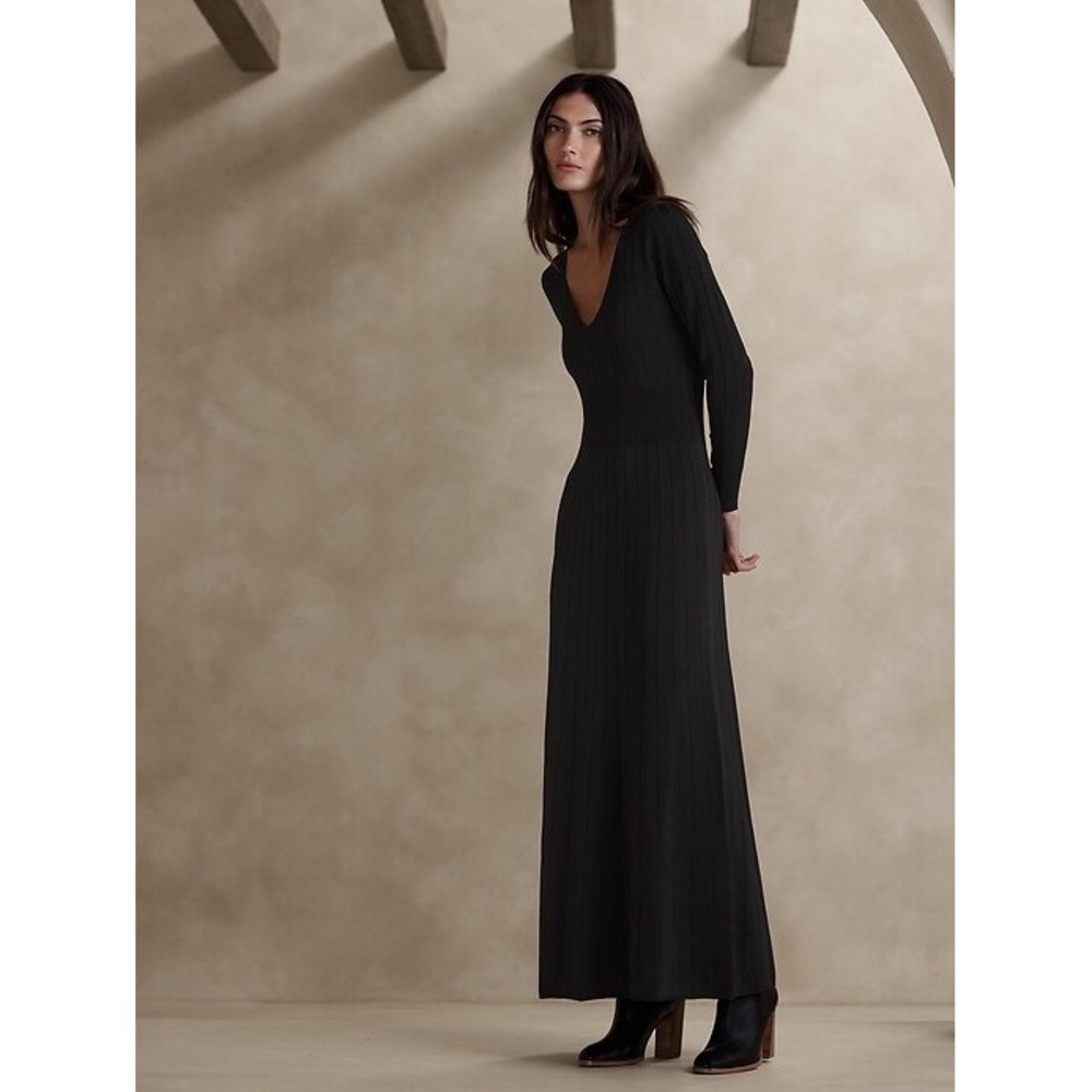 Banana‎ Republic Aicha Maxi Sweater Dress Black Ribbed V-Neck Long Sleeve XXS